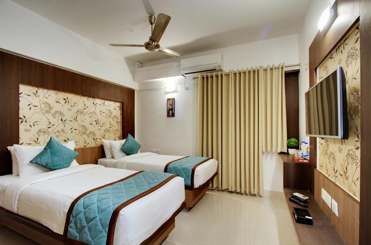 White Castle Boutique Apartment Hotel Bangalore Exterior foto